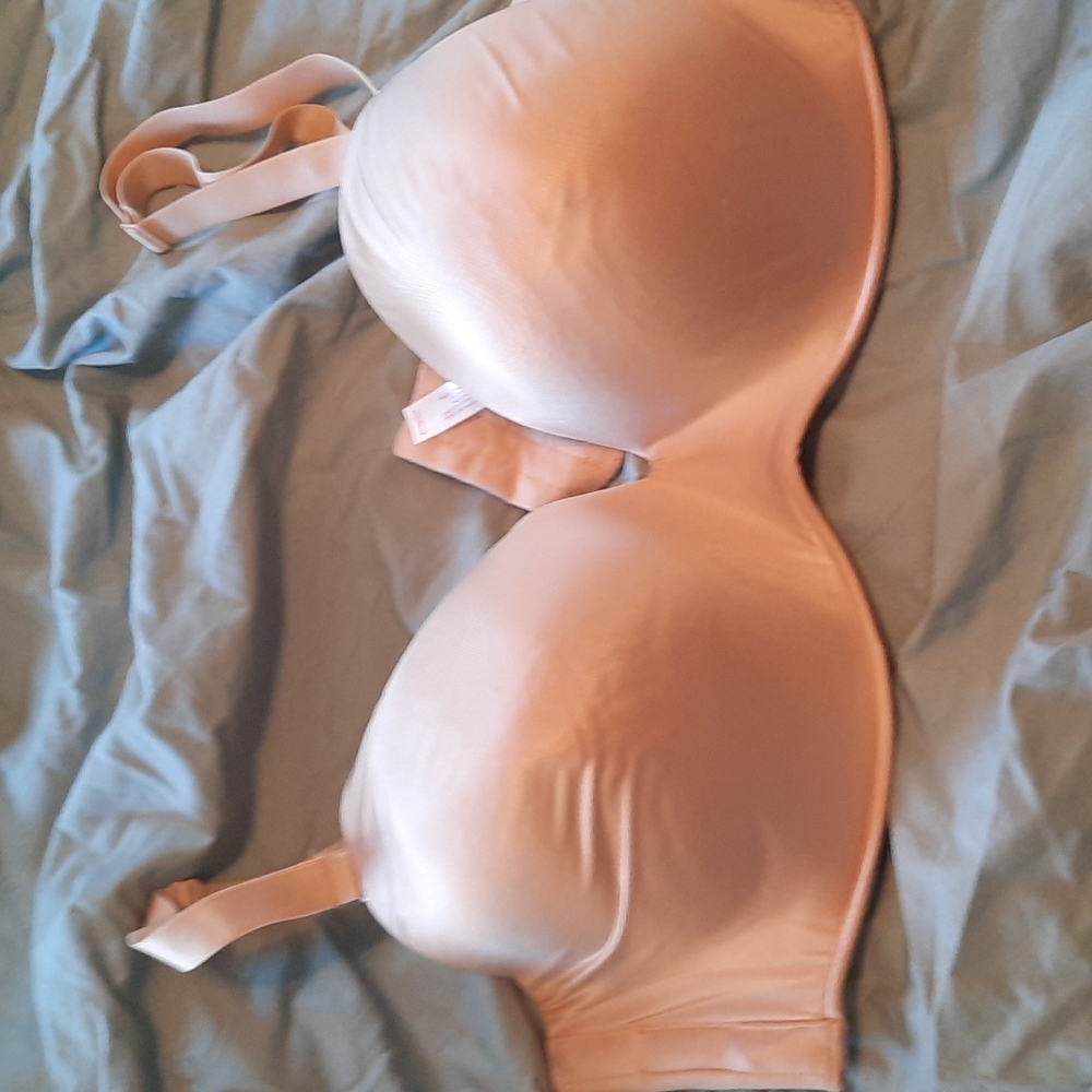 NWOT Lane Bryant convertible bra 44 DD